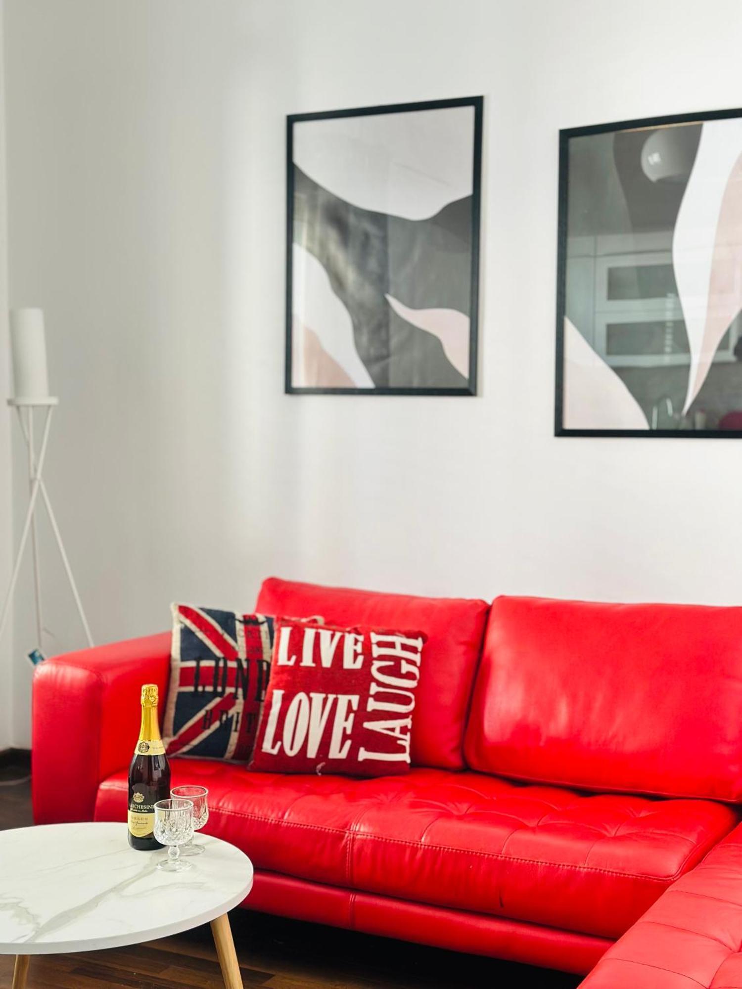 Apartment Modern In The Heart Of Tirana